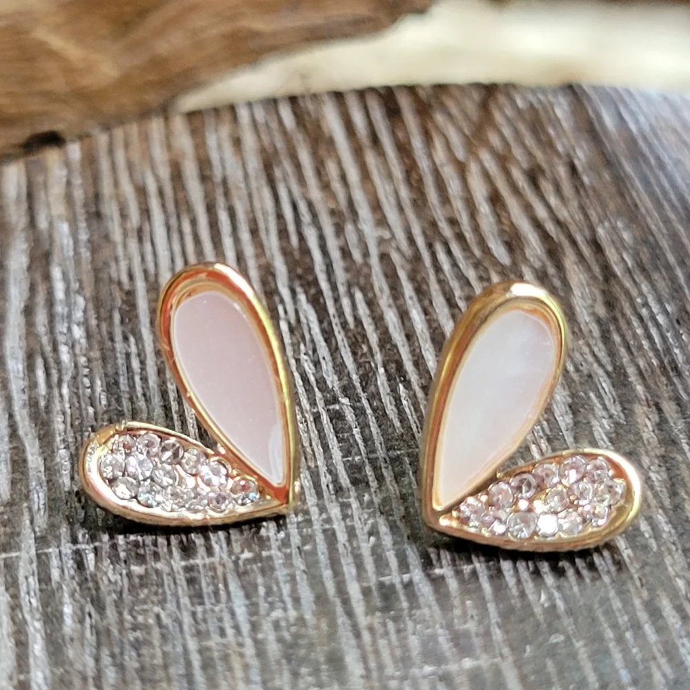Mother of Pearl Sparkle Sided Abstract Heart Goldplated Post Earrings - Picture 1 of 5